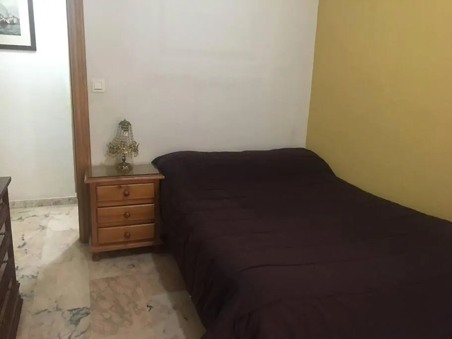 Amplio apartamento en Plaza Trinidad Apartamento Granada